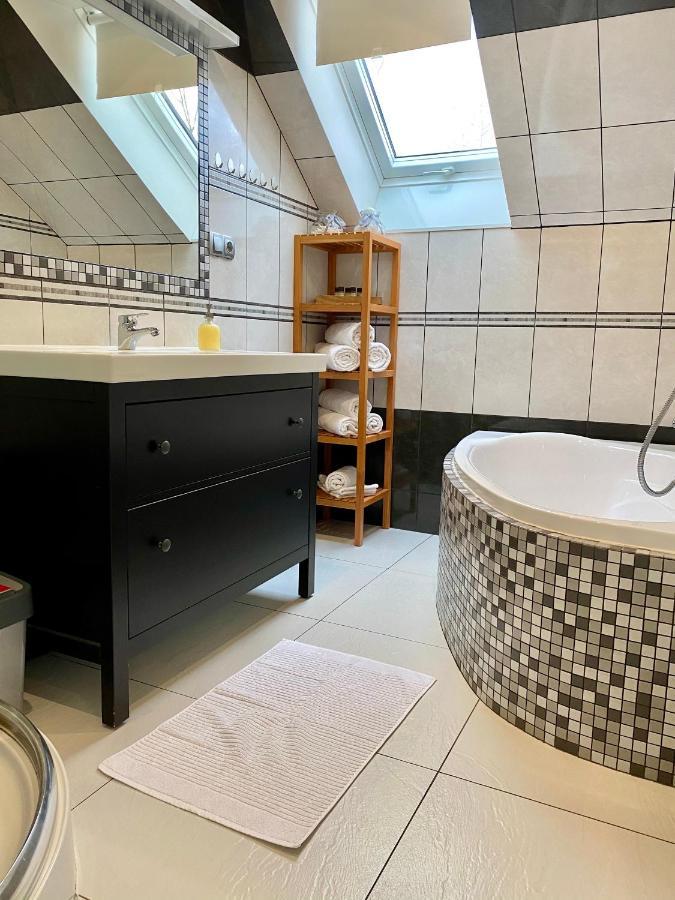 P&P Apartmany Bojnice Eksteriør billede